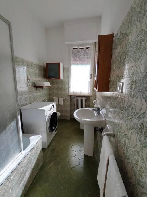 Casa Di Baia Apartment Pesaro Bagian luar foto